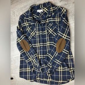Ci sono flannel button down with elbow patches